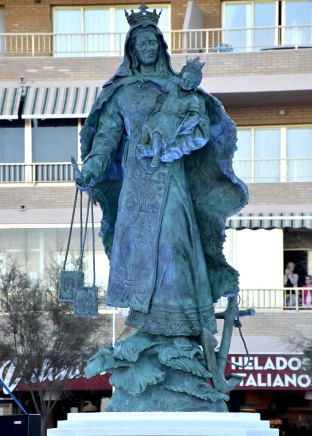 Mijas. Cerca Playa Y Montaña Con Jardín